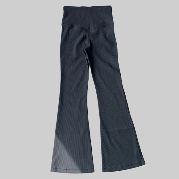 NWT Athleta Elation Rib Crop Flare Pants - Picture 12 of 13